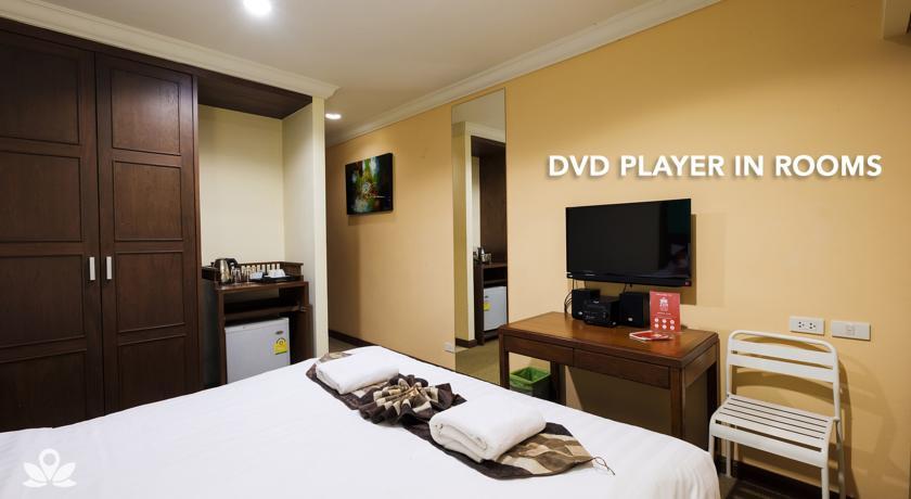 Zen Rooms Silom 12 Bangkok Ngoại thất bức ảnh