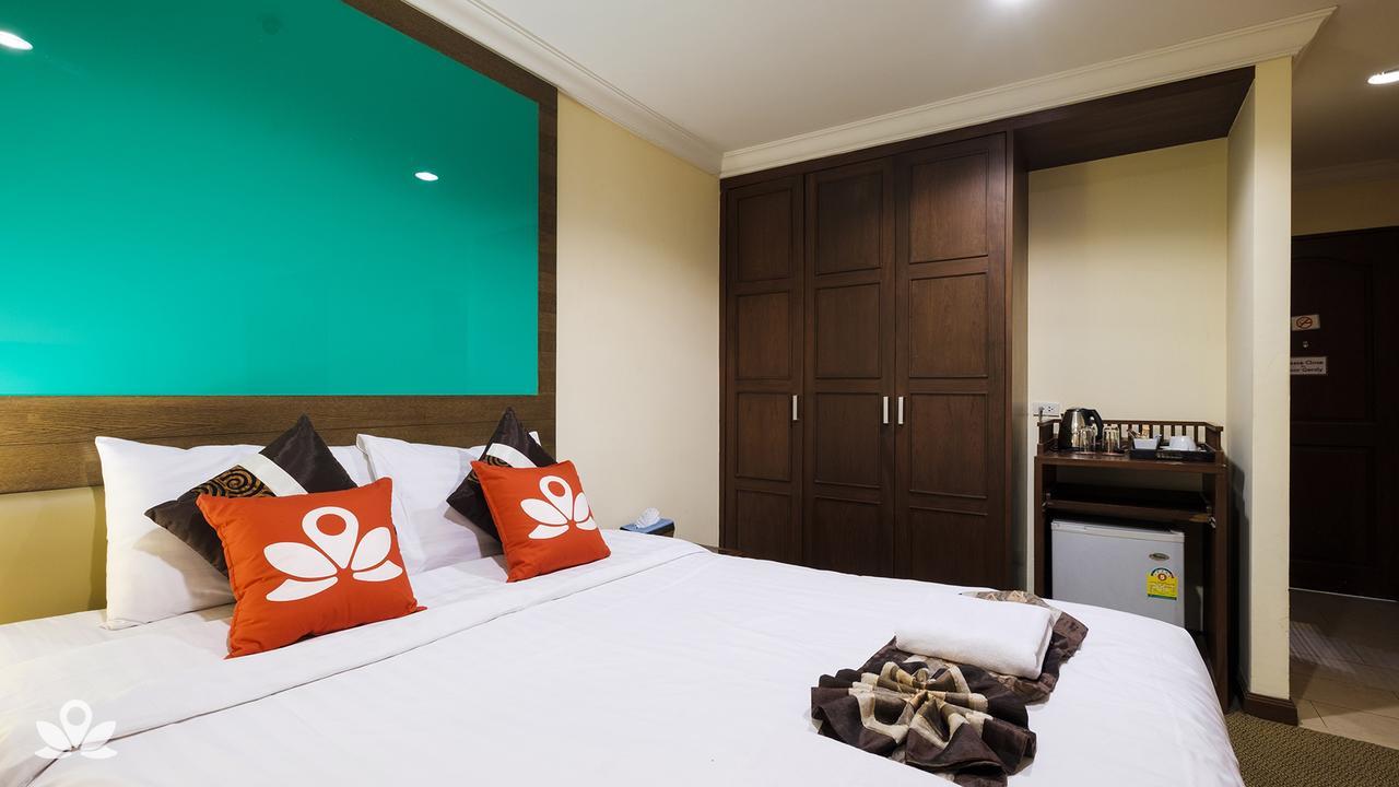 Zen Rooms Silom 12 Bangkok Ngoại thất bức ảnh