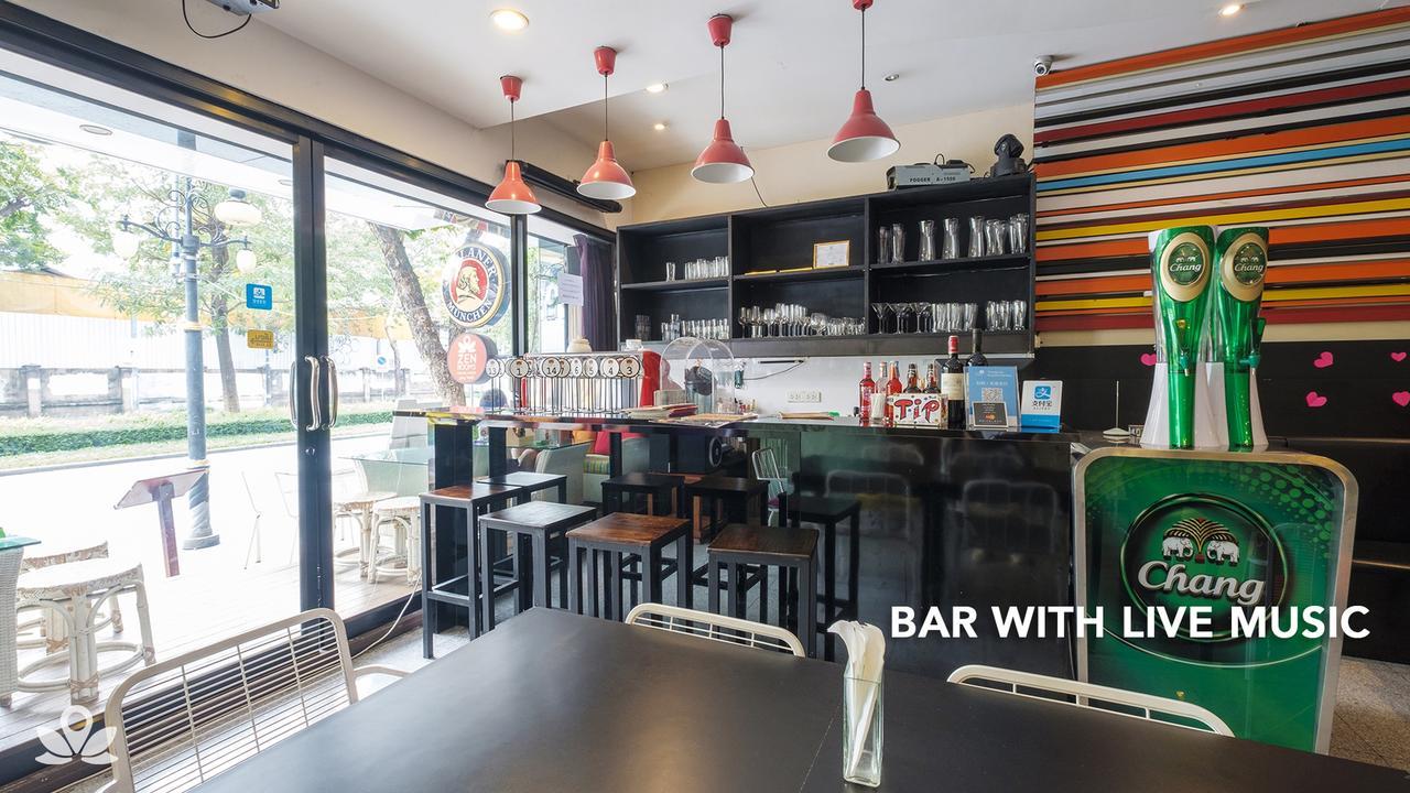 Zen Rooms Silom 12 Bangkok Ngoại thất bức ảnh