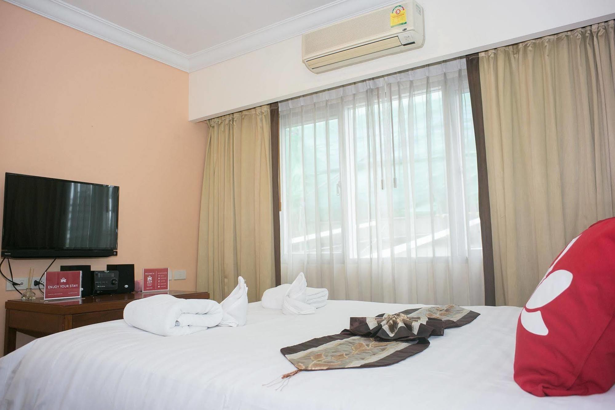 Zen Rooms Silom 12 Bangkok Ngoại thất bức ảnh